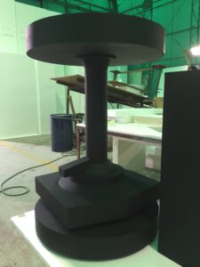 発泡スチロール円柱塗装仕上げ