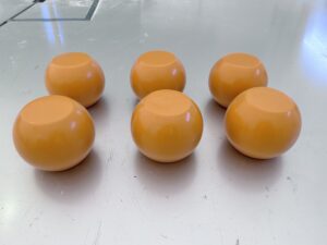 ディスプレイ用塗装発泡スチロール球体